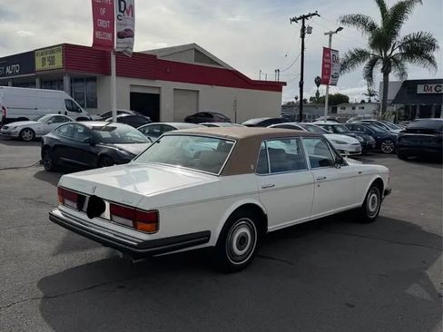 Used 1988 Rolls-Royce Silver Spur image 5
