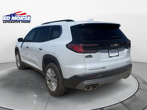Used 2026 GMC Acadia Elevation w/ Elevation Premium Package AWD/4WD image 3