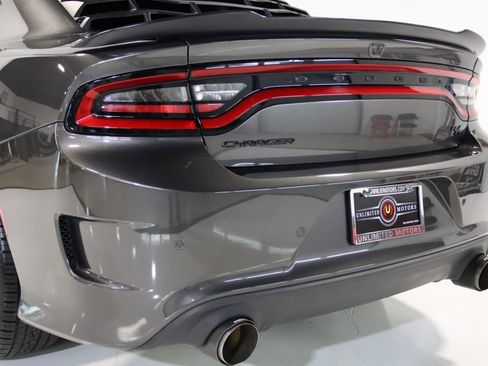 Used 2022 Dodge Charger R/T w/ Blacktop Package image 77