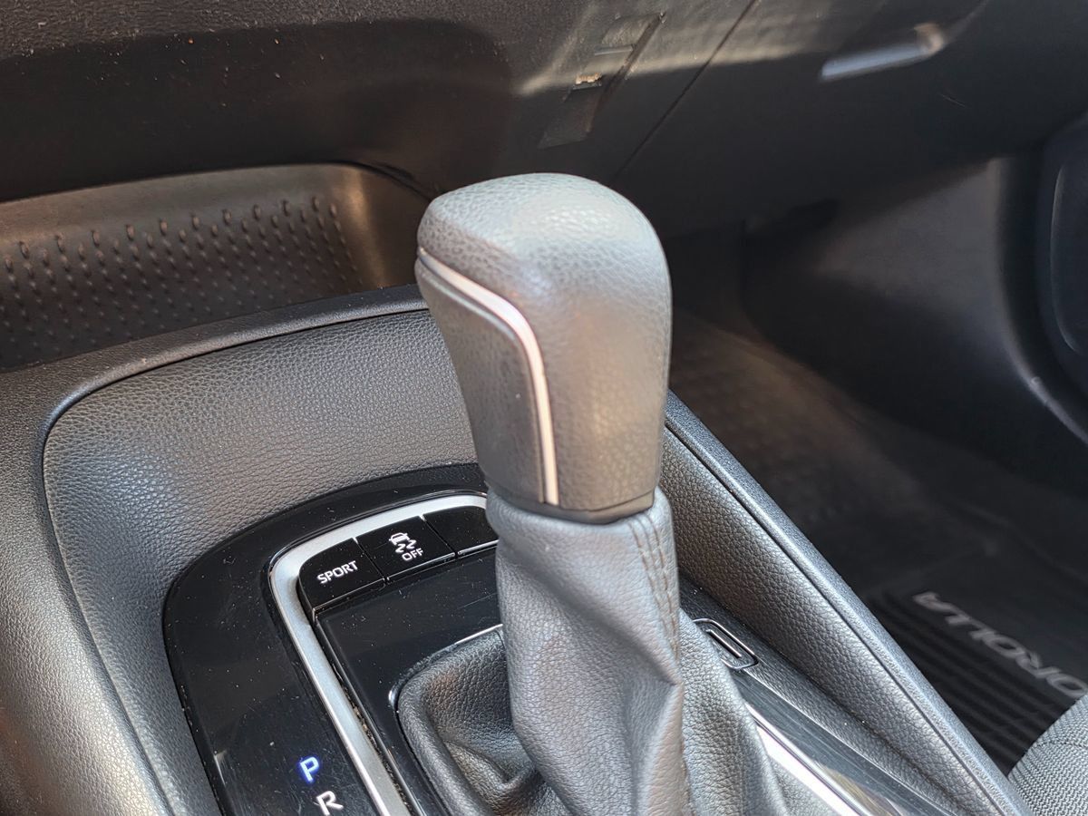 Used 2021 Toyota Corolla SE FWD image 39