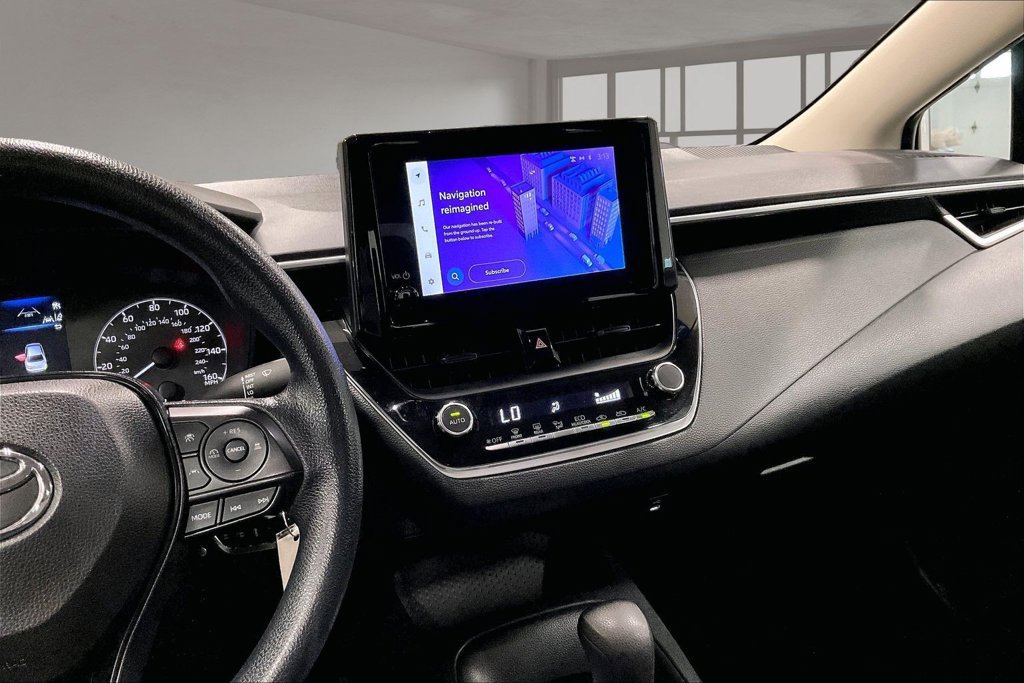Used 2023 Toyota Corolla LE FWD image 10