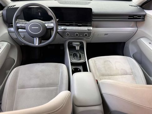 Used 2024 Hyundai Kona SE FWD image 19