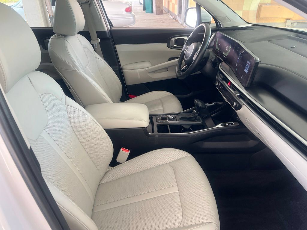 Certified 2024 Kia Sorento S w/ Panoramic Sunroof Package FWD image 20