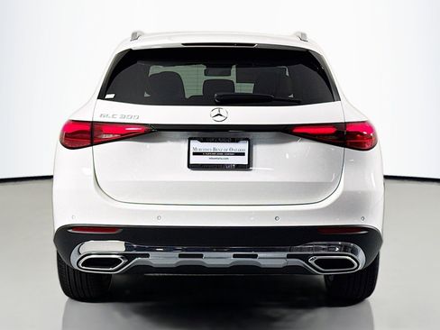 New 2026 Mercedes-Benz GLC 300 image 3