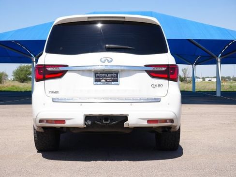 Used 2018 INFINITI QX80 4WD w/ Deluxe Technology Package image 4