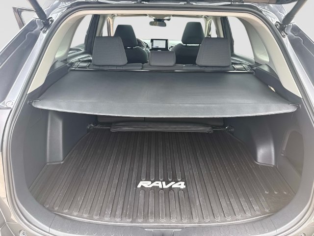 Used 2025 Toyota RAV4 XLE w/ Convenience Package AWD/4WD image 19