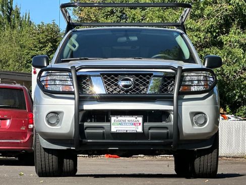 Used 2020 Nissan Frontier SV AWD/4WD image 10