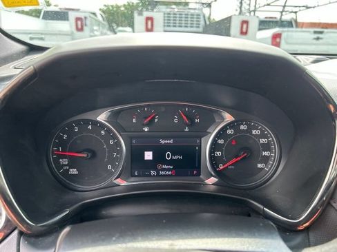 Used 2022 Chevrolet Equinox RS w/ RS Leather Package FWD image 20