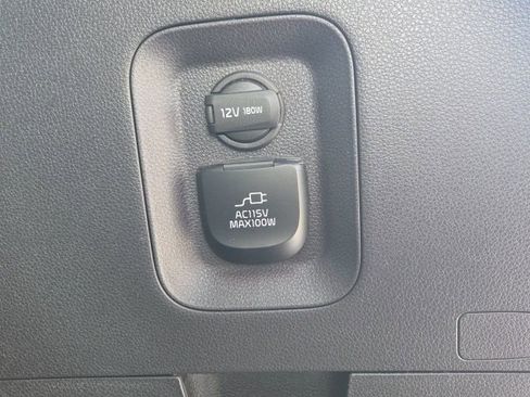 Used 2024 Kia Carnival SX image 11