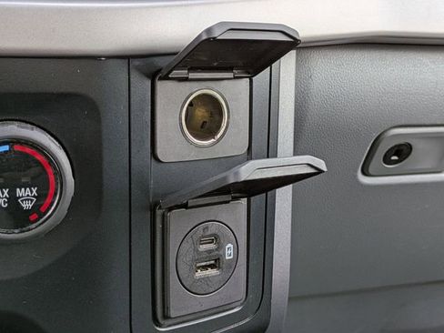 Used 2023 Ford F150 XLT image 21