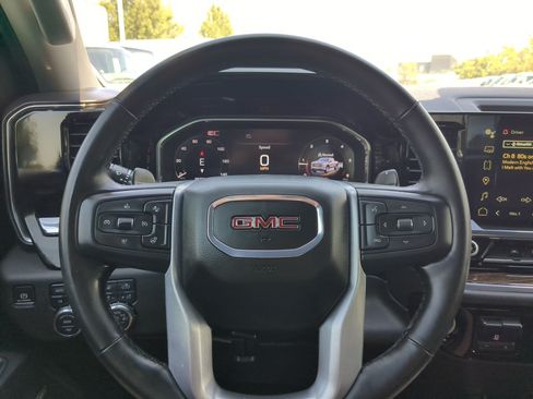 Used 2024 GMC Sierra 1500 Elevation w/ Elevation Premium Package AWD/4WD image 16