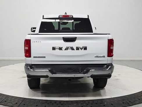 Used 2025 RAM 1500 Big Horn AWD/4WD image 6