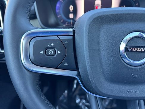 Certified 2023 Volvo XC40 B5 Plus w/ Climate Package image 14