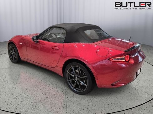 Used 2016 MAZDA MX-5 Miata Club image 8