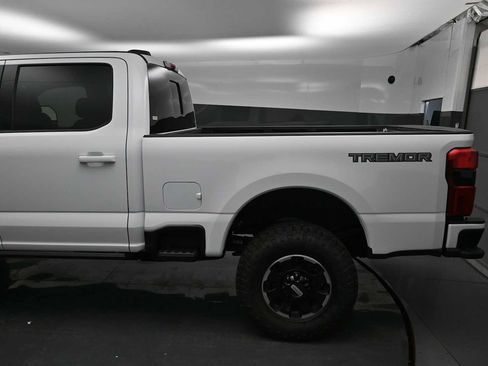 New 2026 Ford F250 Lariat w/ Tremor Off-Road Package AWD/4WD image 15