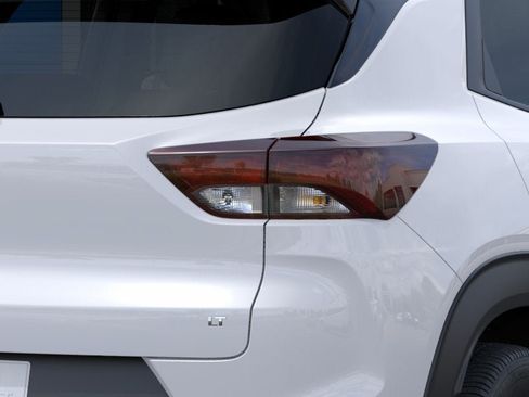 New 2026 Chevrolet TrailBlazer LT w/ Driver Confidence Package FWD image 11