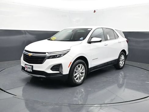 Used 2024 Chevrolet Equinox LT AWD/4WD image 4