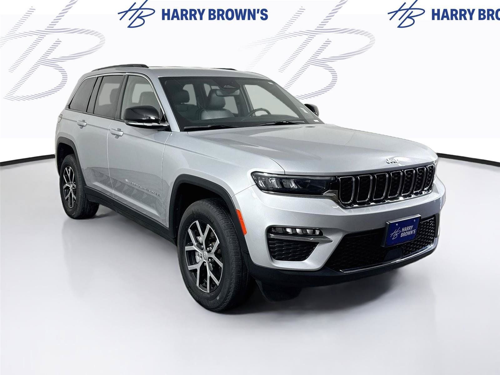 Used 2024 Jeep Grand Cherokee Limited w/ Trailer Tow Package AWD/4WD image 26