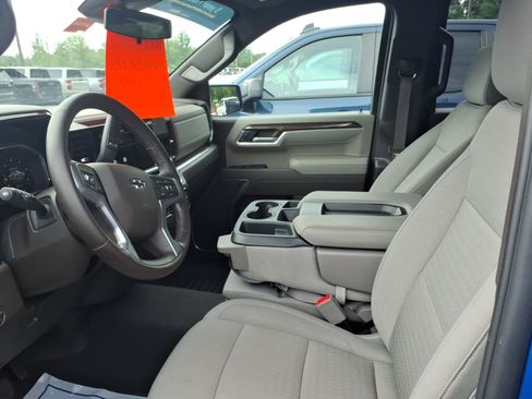 Used 2026 Chevrolet Silverado 1500 RST AWD/4WD image 7
