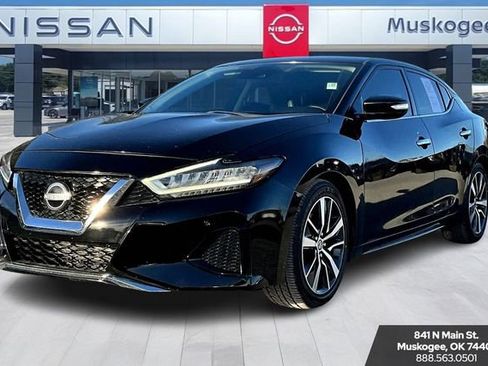 Used 2020 Nissan Maxima 3.5 SV w/ Floor Mat Group image 3