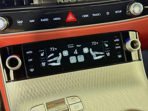 New 2026 Genesis GV70 2.5T Sport Prestige AWD/4WD image 18