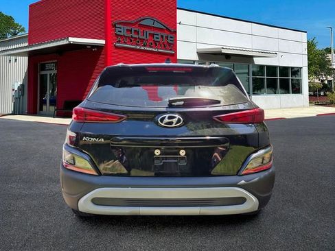 Used 2023 Hyundai Kona SEL w/ Cargo Package FWD image 3
