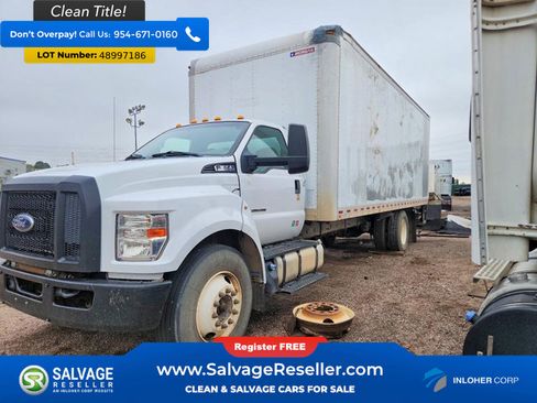Used 2018 Ford F650 2WD Regular Cab Super Duty image 1