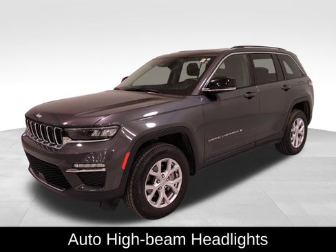 Used 2022 Jeep Grand Cherokee Limited image 8