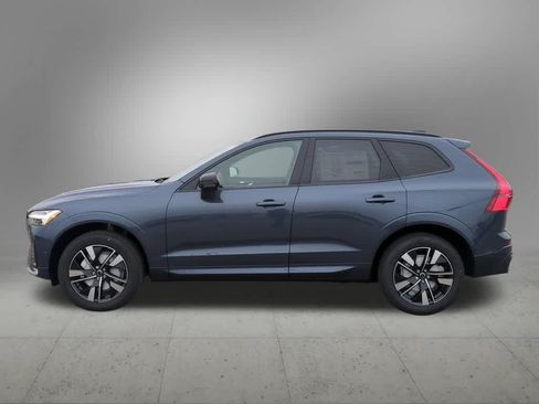 Used 2026 Volvo XC60 B5 Plus w/ Protection Package Premier AWD/4WD image 3