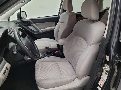 Used 2016 Subaru Forester 2.5i Premium w/ All-Weather Package AWD/4WD image 17