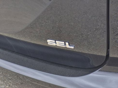 Used 2024 Mitsubishi Outlander SEL FWD image 9