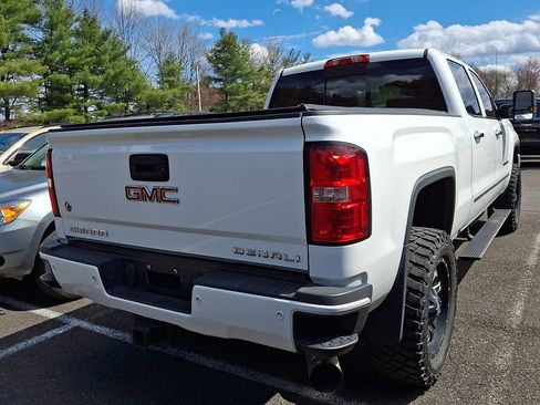 Certified 2016 GMC Sierra 2500 Denali w/ Duramax Plus Package image 4