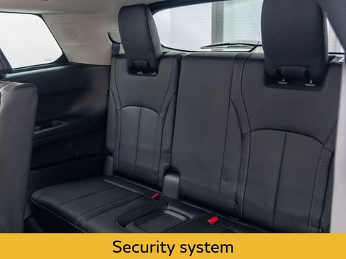 Certified 2026 INFINITI QX60 Luxe w/ Cargo Package AWD/4WD image 19