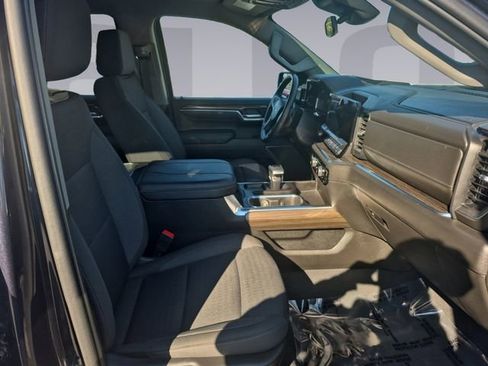 Used 2023 Chevrolet Silverado 1500 RST w/ Z71 Off-Road Package image 17