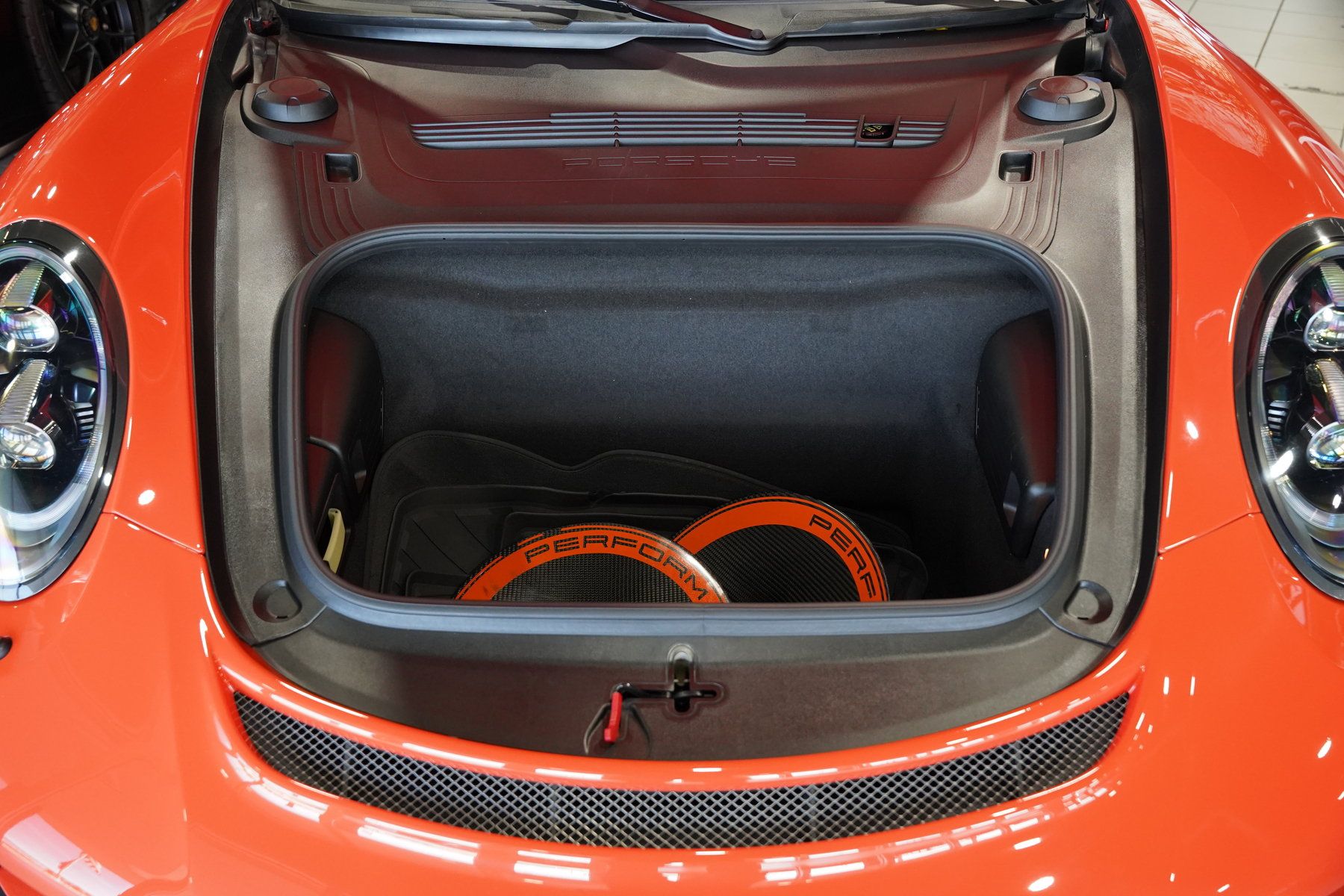 Used 2018 Porsche 911 GT3 RWD image 24