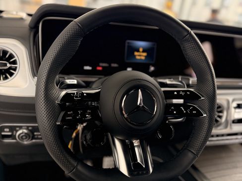 Used 2026 Mercedes-Benz G 63 AMG 4MATIC image 9