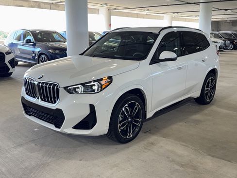 New 2026 BMW X1 xDrive28i w/ Technology Package image 3