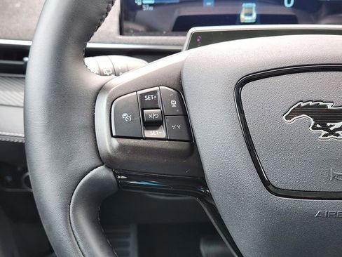 Used 2025 Ford Mustang Mach-E Premium AWD/4WD image 22