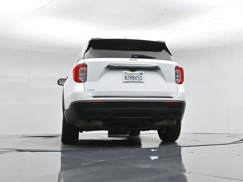 Certified 2021 Ford Explorer XLT image 52