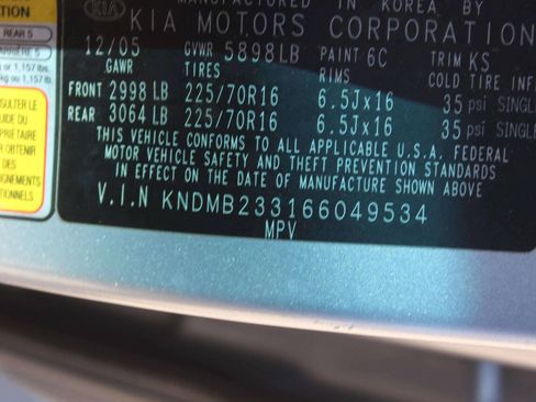 Used 2006 Kia Sedona EX FWD image 11