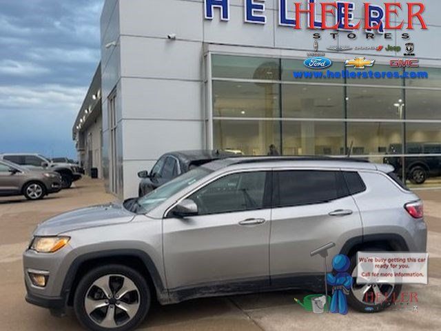 Used 2018 Jeep Compass Latitude w/ Popular Equipment Group FWD image 1