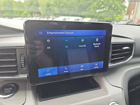 Used 2023 Ford Explorer XLT w/ Equipment Group 202A RWD image 25