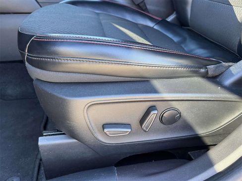 Used 2024 Ford Escape ST-Line image 19