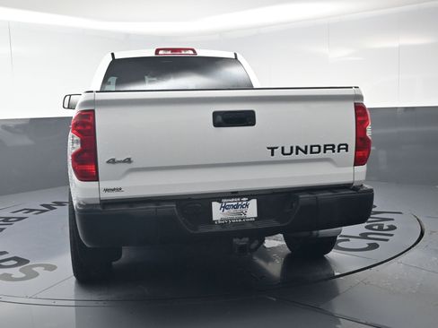 Used 2018 Toyota Tundra SR image 8