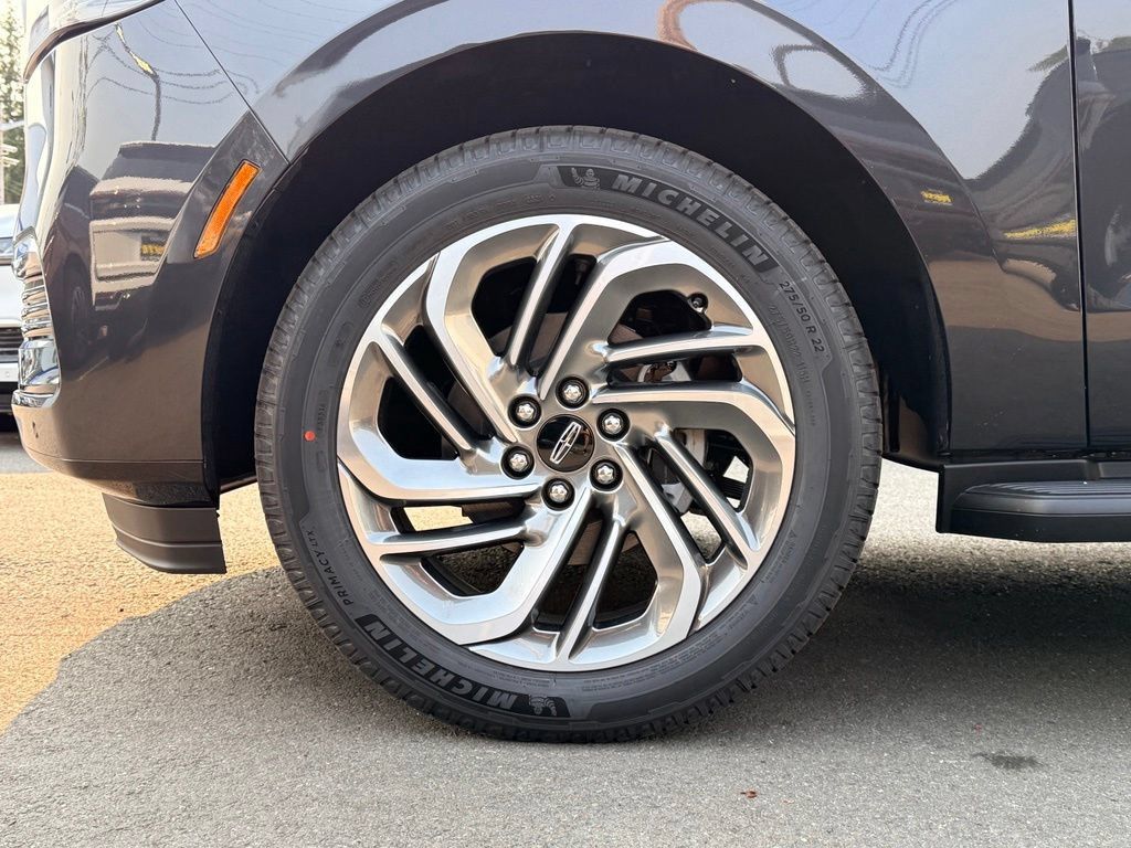 New 2027 Lincoln Navigator Premiere AWD/4WD image 34