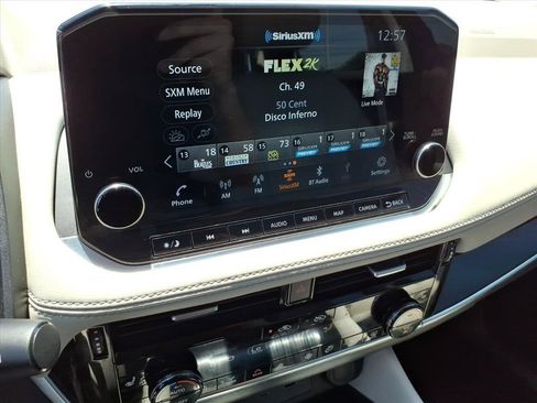 Used 2022 Nissan Rogue SL w/ SL Premium Package FWD image 20