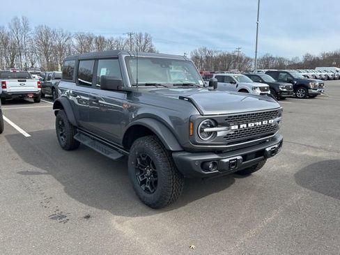 New 2026 Ford Bronco Badlands image 1