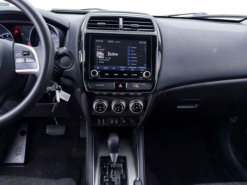 Used 2020 Mitsubishi Outlander Sport ES AWD/4WD image 5