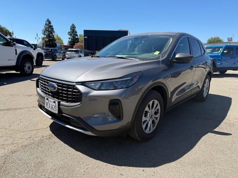 Used 2024 Ford Escape Active FWD image 1