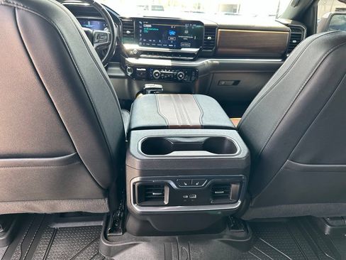 Used 2024 Chevrolet Silverado 1500 High Country AWD/4WD image 28